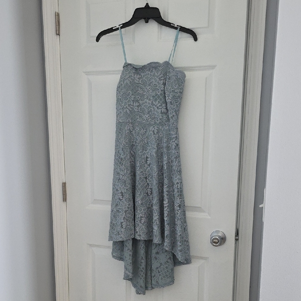 City Studio Lace High-Low Dress in Light Green